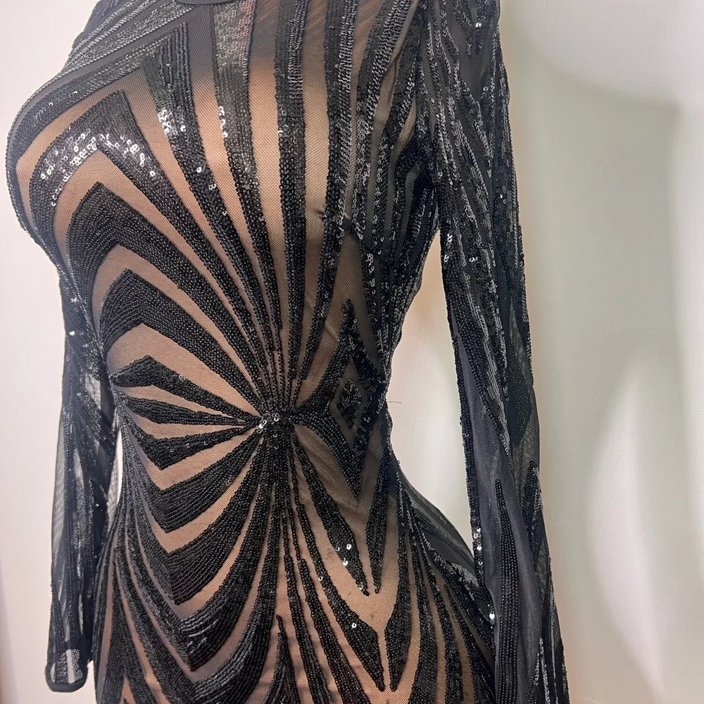 Black sequin dress - Picture 6 of 8